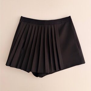 Maje Straight pleated shorts/skort